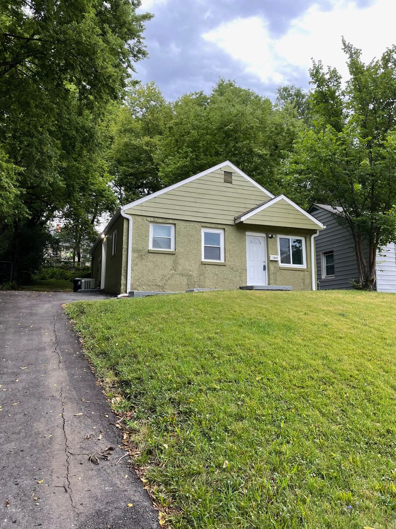 Bob.ai concierge 1842 EAST 77TH STREET KANSAS CITY MO 64132 Bob.ai.