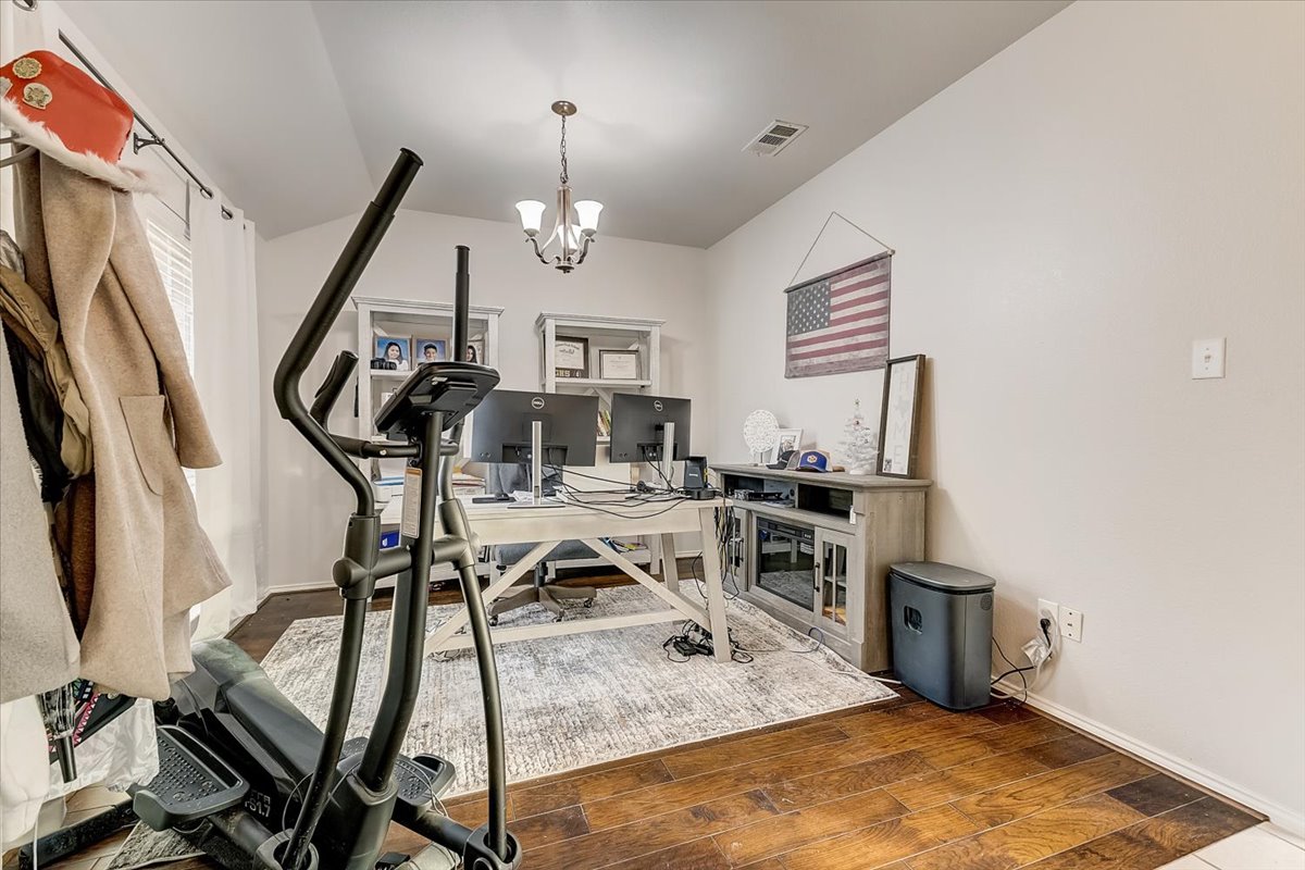 Texas Remote Lounge 2026 PRESTON TRAIL FORNEY TX 75126 Bob.ai.